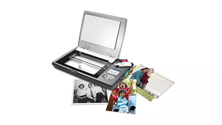 Portable photograph scanner